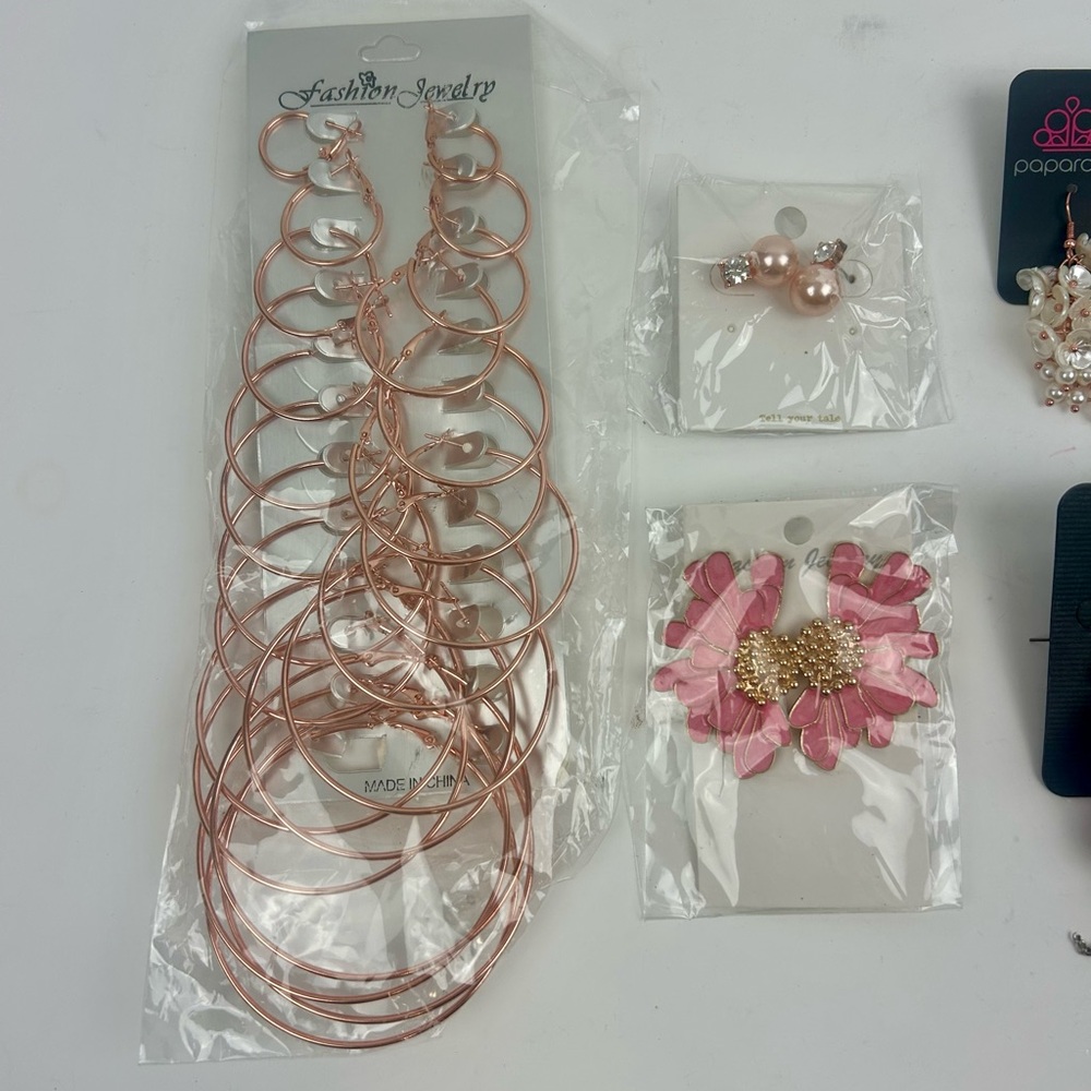 Earring lot - Picture 2 of 4